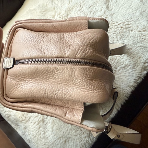 LOEWE Lola Luxury Elegant Pale Pink Quality Leather Bag $3k Bag - Picture 3 of 16